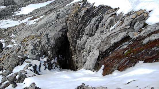 These caves/holes explain why there's no running stream on the surface...