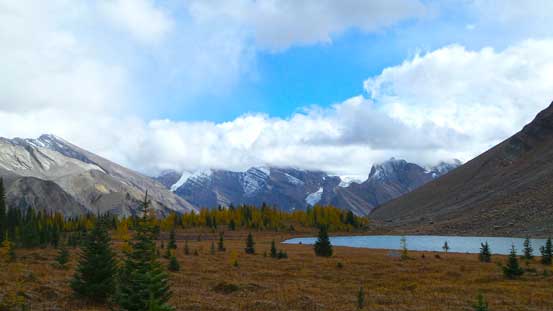 We got a break in the rain. Behind the lower Fish Lake we could see glaciers on Drummond Icefield. 