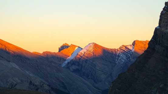 Peaks on Drummond Icefield on fire