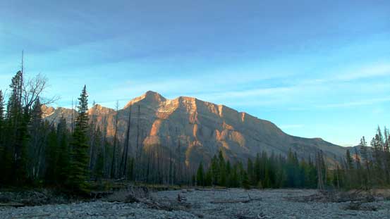 Mt. Rundle across Bow Valley