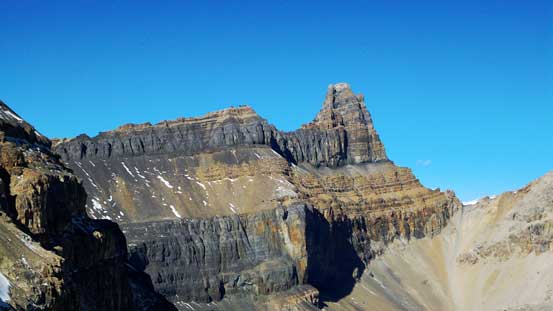 From the col, we could see the impressive Whitegoat I (Troll Peak)