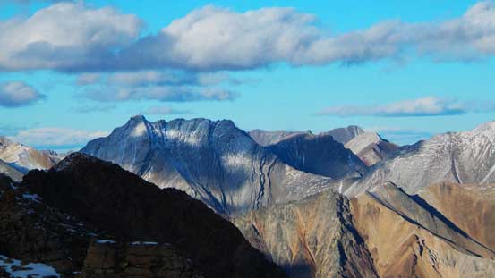 Further into the front range we could identify Mt. Aztec.