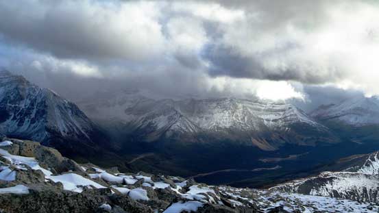 Looking towards the main range. Weather was still bad there.