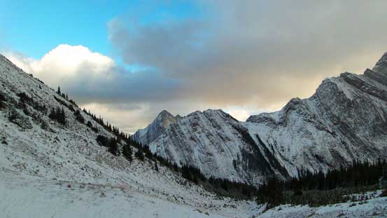 Could already see some orange colours on the clouds. It was getting late.
