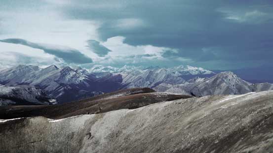 Zooming-in towards David Thompson - a sea of front-range peaks. 