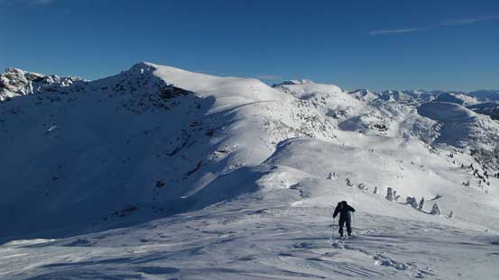 Eric with "Voussoir" behind. We'd ascend it later in this day too.