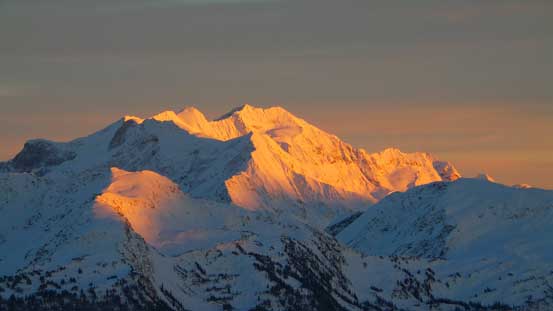 Carnes Peak is the highest in this group (Carnes Group).