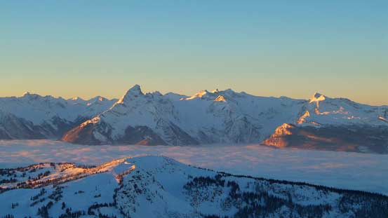 Frenchman Cap poking behind the clouds