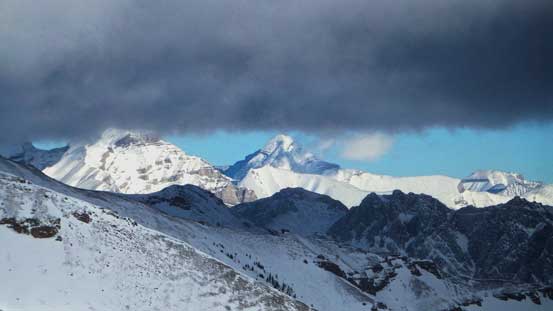 Looking way towards east we could see Cascade and Aylmer, also much better weather...