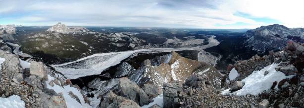 Summit Panorama looking towards the prairie. Click to view large size.