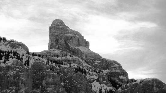 Zooming-in of the summit nipple