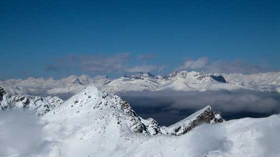 Big peaks in the front range including Willingdon, Richardson, Pika, Ptarmigan