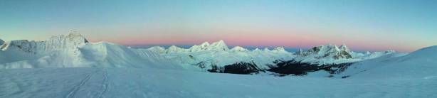 Panorama at just before alpenglow. Click to view large size.