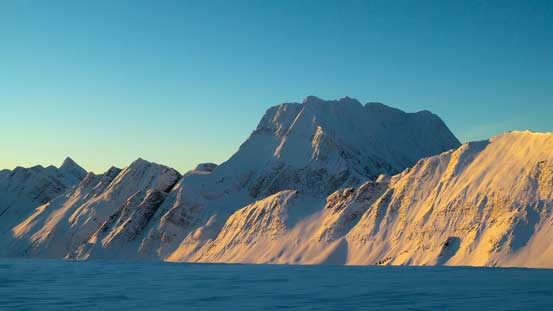Caledonia Mountain again, with slightly more lighting