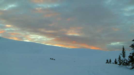 Clouds were moving in on the 3rd day, but we still got some morning colours