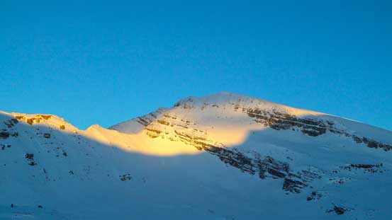 The last bit of sunlight on Mt. Thompson