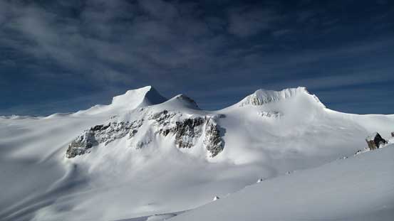 Baker, Tilly and Trapper - gorgeous terrain all around