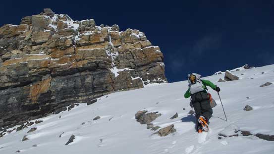 Vern breaking-trail towards the SE Corner