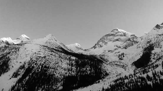 Looking towards Uto/Sir Donald col. That's another ski destination