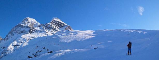 A panorama view of the Glacier. Click to view large size.