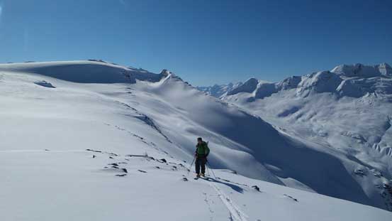 Ascending Lookout Mountain