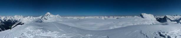 Partial Summit Panorama. Click to view large size.
