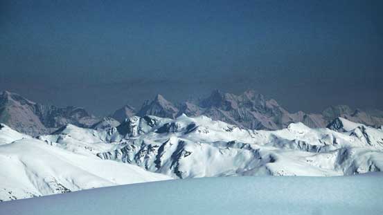 The mighty Goodsir with Chancellor Peak just to its left - giant loose bastards...