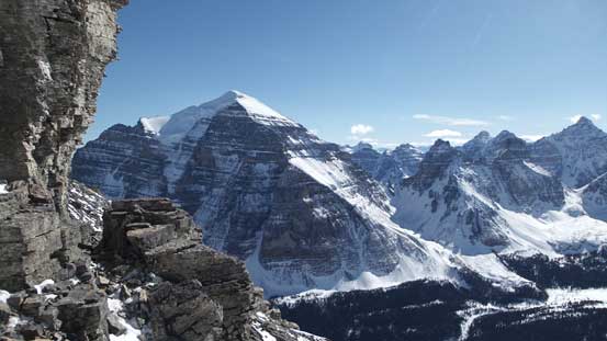 Around a corner, looking back towards Temple
