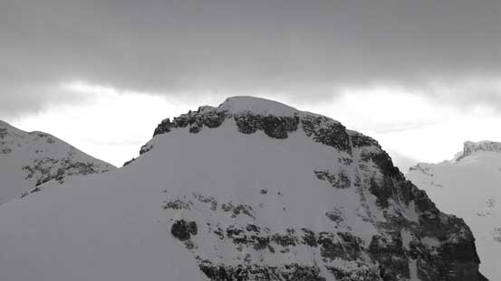 A zoomed-in view of Aberdeen's summit block