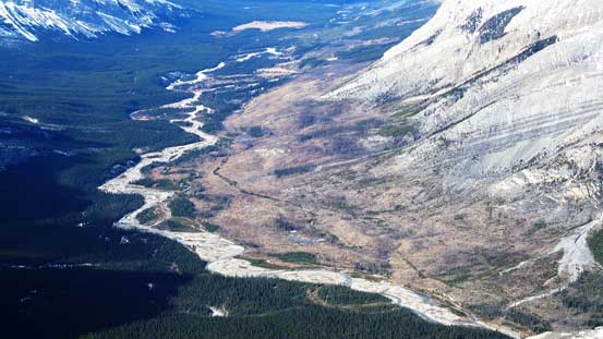Red Deer River Valley. We were able to spot the broad trail leading into BNP