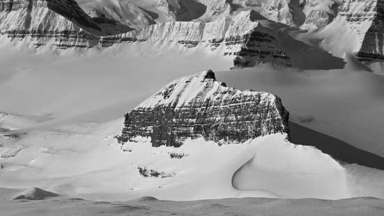 Ah this is that outlier. Looks tiny now!