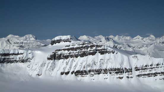 Parapet Mountain in the foreground