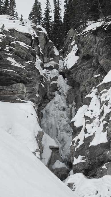 This is the waterfall/canyon I had to bypass using that big slope