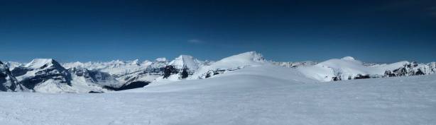 Panorama view from the summit of my 20th 11,000er. Click to view large size.