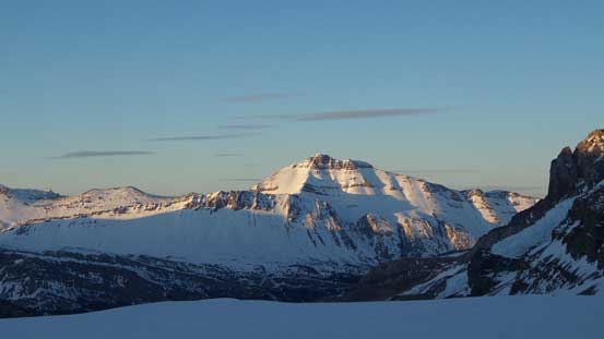 Nigel Peak on evening glow