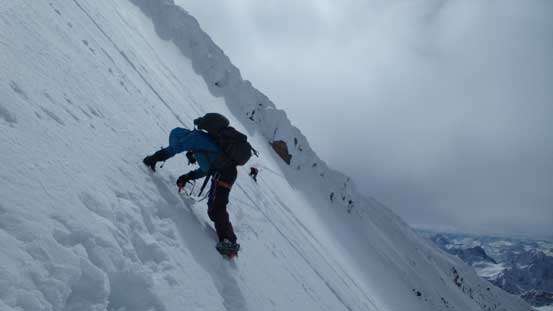 A zoomed-in view of Liam and Ben traversing