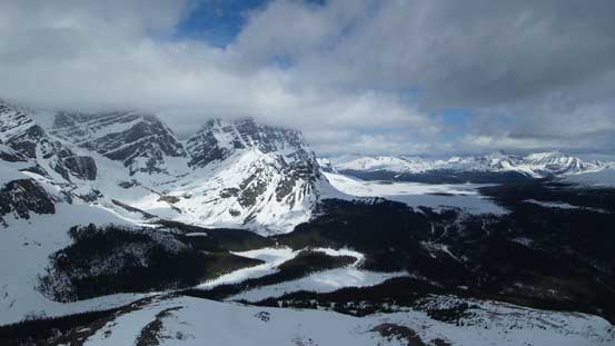 Great view towards the Ramparts despite the cloudy sky