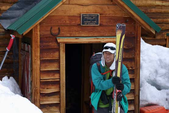 Me leaving Wates Gibson Hut. Photo by Ben