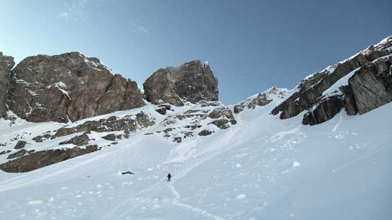 Looking back towards the steep descent from Epaulette/White Pyramid col. Still a long day to descend