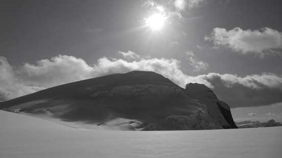 North Twin and Twins Tower from Stutfield Col