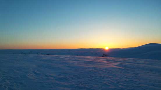Gorgeous sunrise over the Eastern horizon