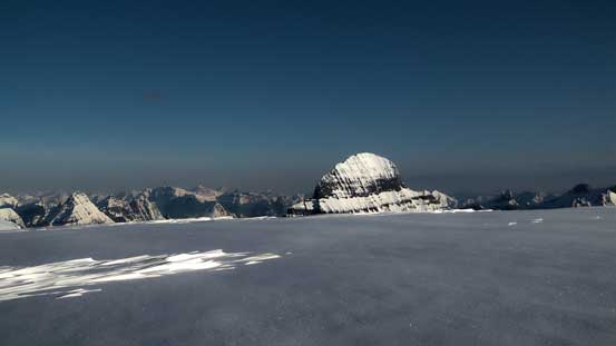 Started to see Mt. Alberta over Stutfield Col