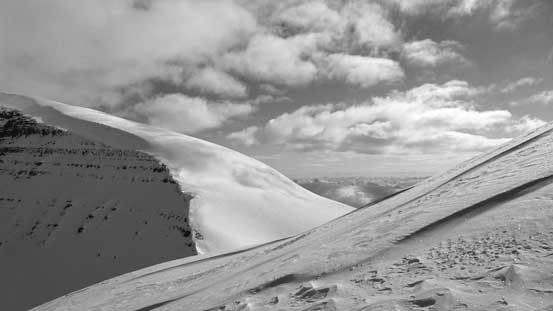 Looking over the shoulder of North Twin