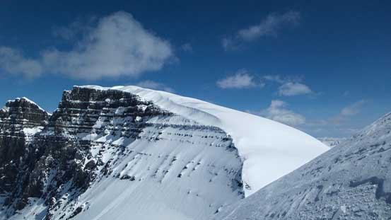 The S. Ridge of North Twin looks like a pure slog...