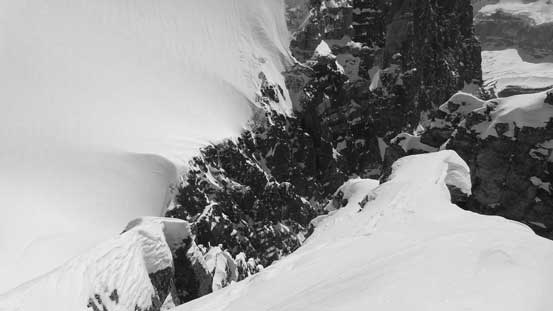 Here's the col between South and West Twins. To its right is a 2000-meter drop to Athabasca River