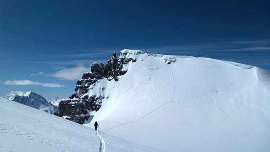 Regaining the shoulder of South Twin. Our tracks are visible