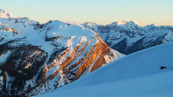 Unnamed peaks in the foreground