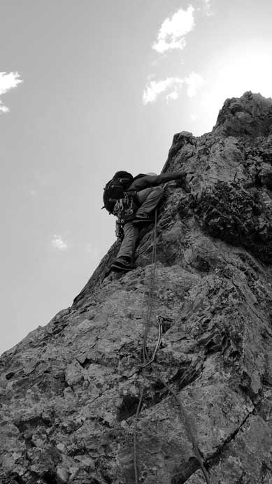 Exposed climbing on Pitch 6