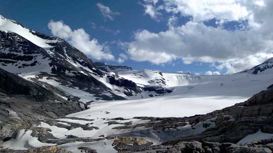 Slowly dropping down towards Mons Glacier