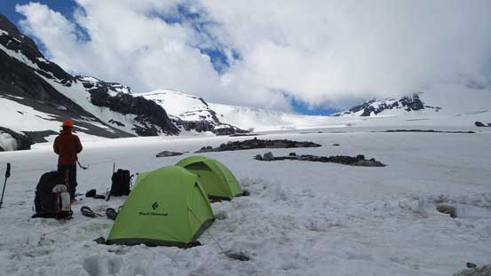 We were not super motivated in the morning. Mons Peak in the background soaked in clouds